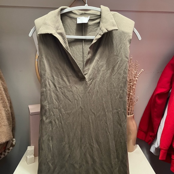 NEW ASOS Dress - Picture 2 of 5